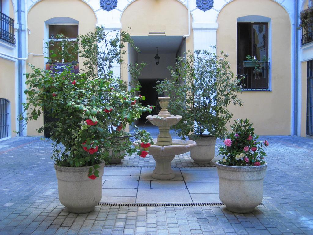 Hostal Huespedes Toledo Madryt Zewnętrze zdjęcie