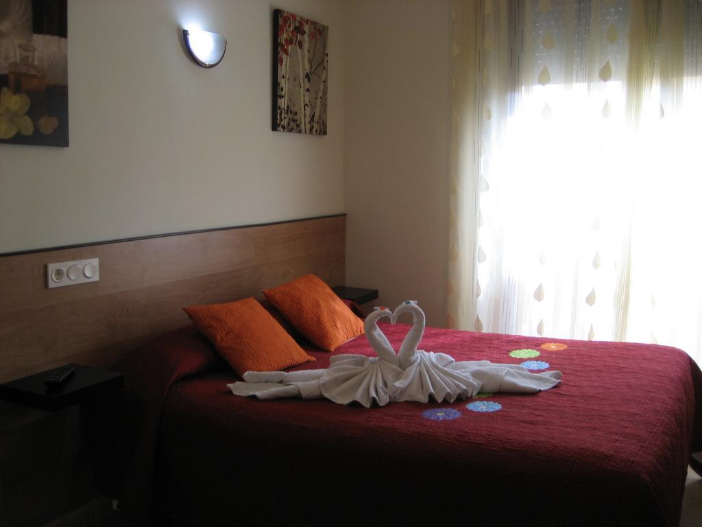 Hostal Huespedes Toledo Madryt Pokój zdjęcie