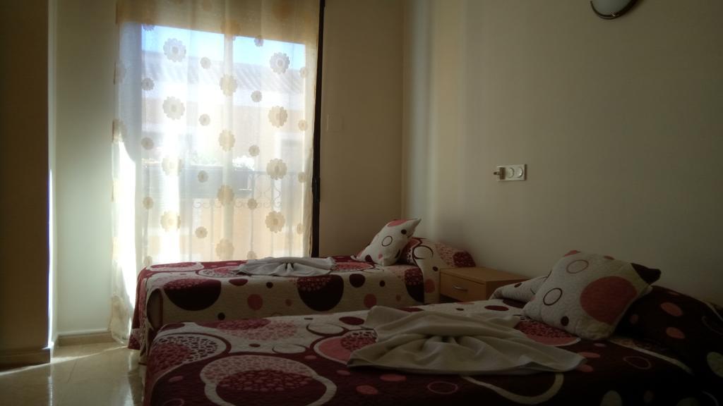 Hostal Huespedes Toledo Madryt Zewnętrze zdjęcie